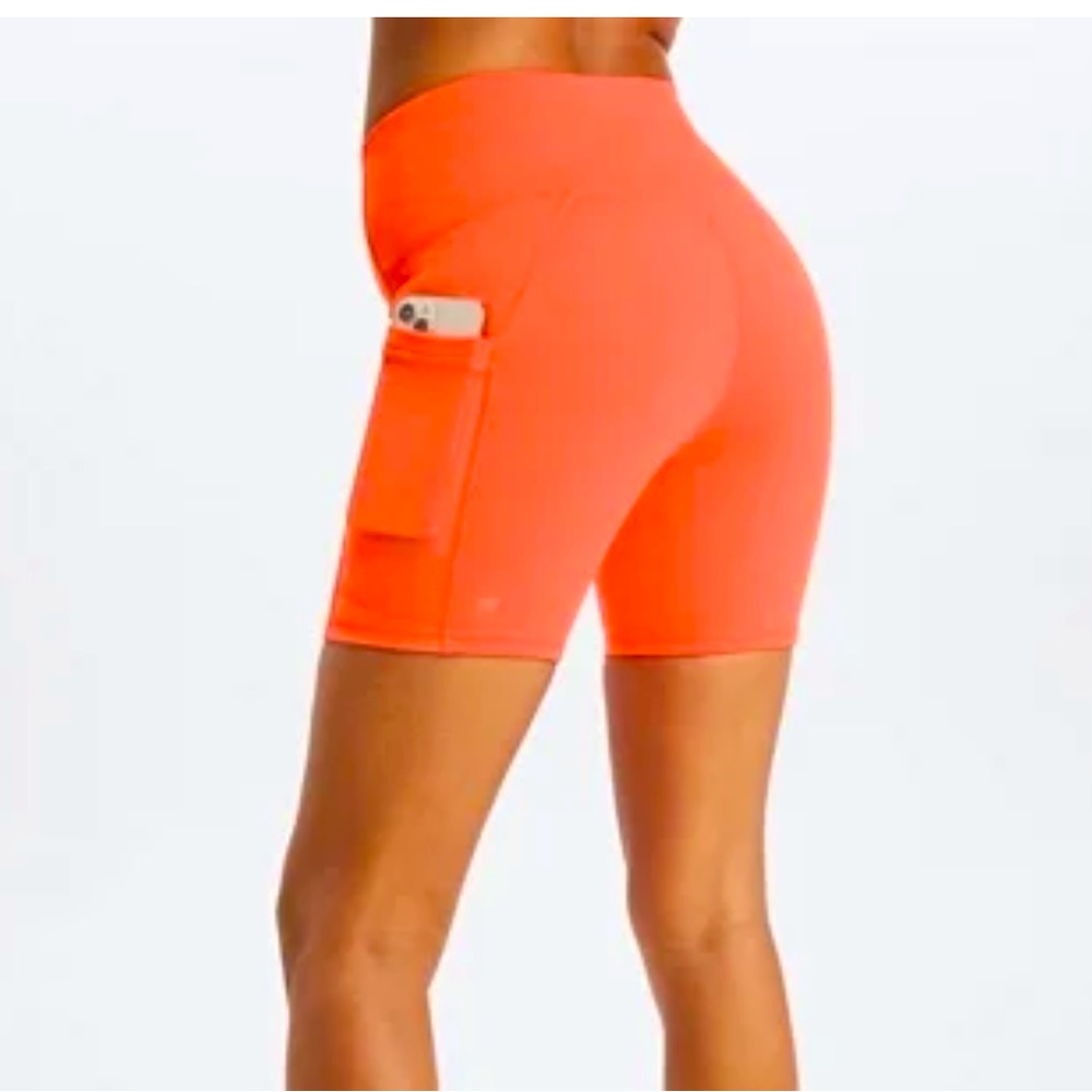 Fabletics On the Go High Waisted 6” Short (Atomic Orange) - Size M